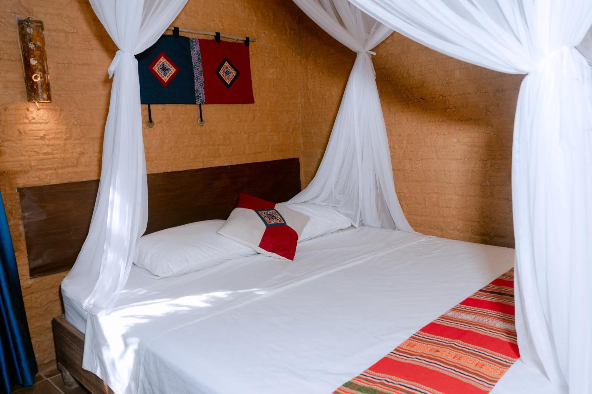 Pu Luong Homestay & Tours Huong Ba Thuoc Exterior photo