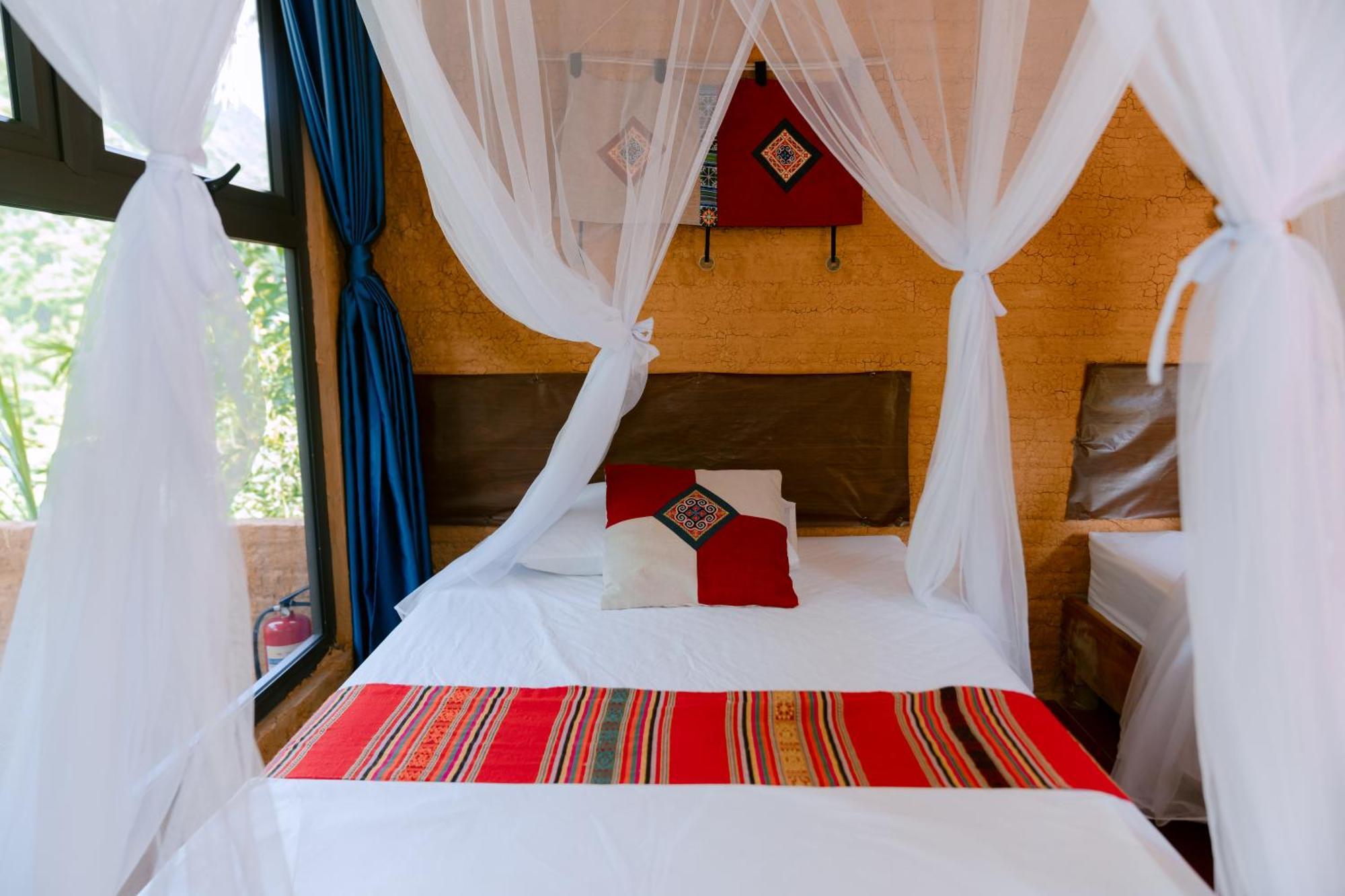 Pu Luong Homestay & Tours Huong Ba Thuoc Exterior photo